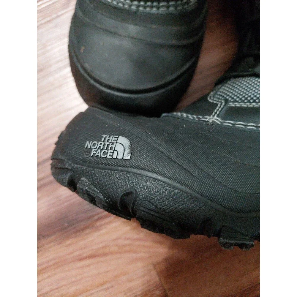 The North Face® Kids Alpenglow V Waterproof Boots Size 2